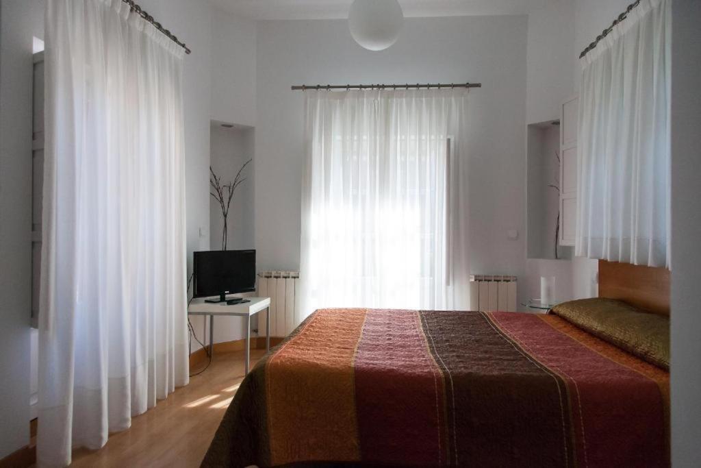 Gastro Hotel La Giraldilla Lierganes Room photo