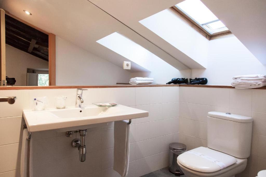 Gastro Hotel La Giraldilla Lierganes Room photo