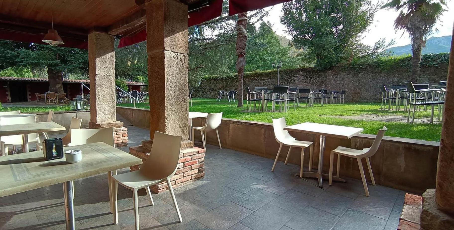 Gastro Hotel La Giraldilla Lierganes Exterior photo